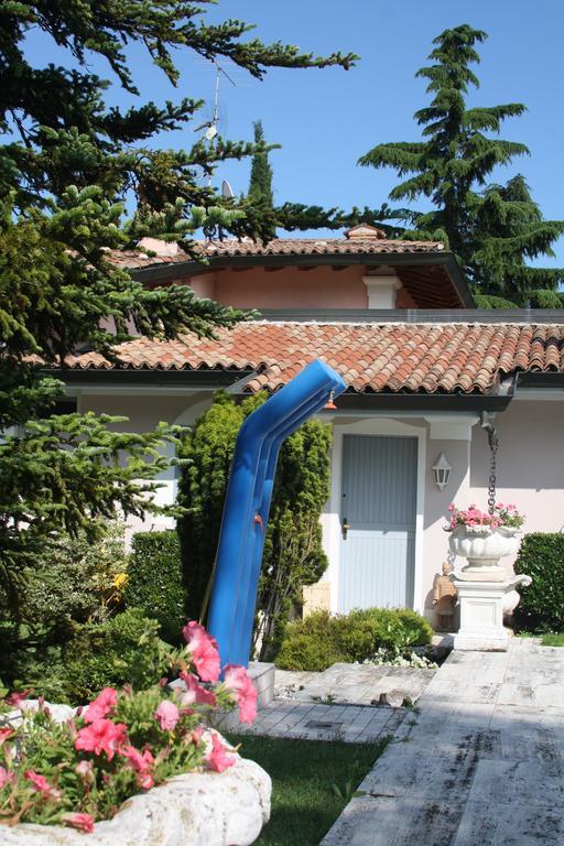 Apartamento Le Margherite Manerba del Garda Exterior foto